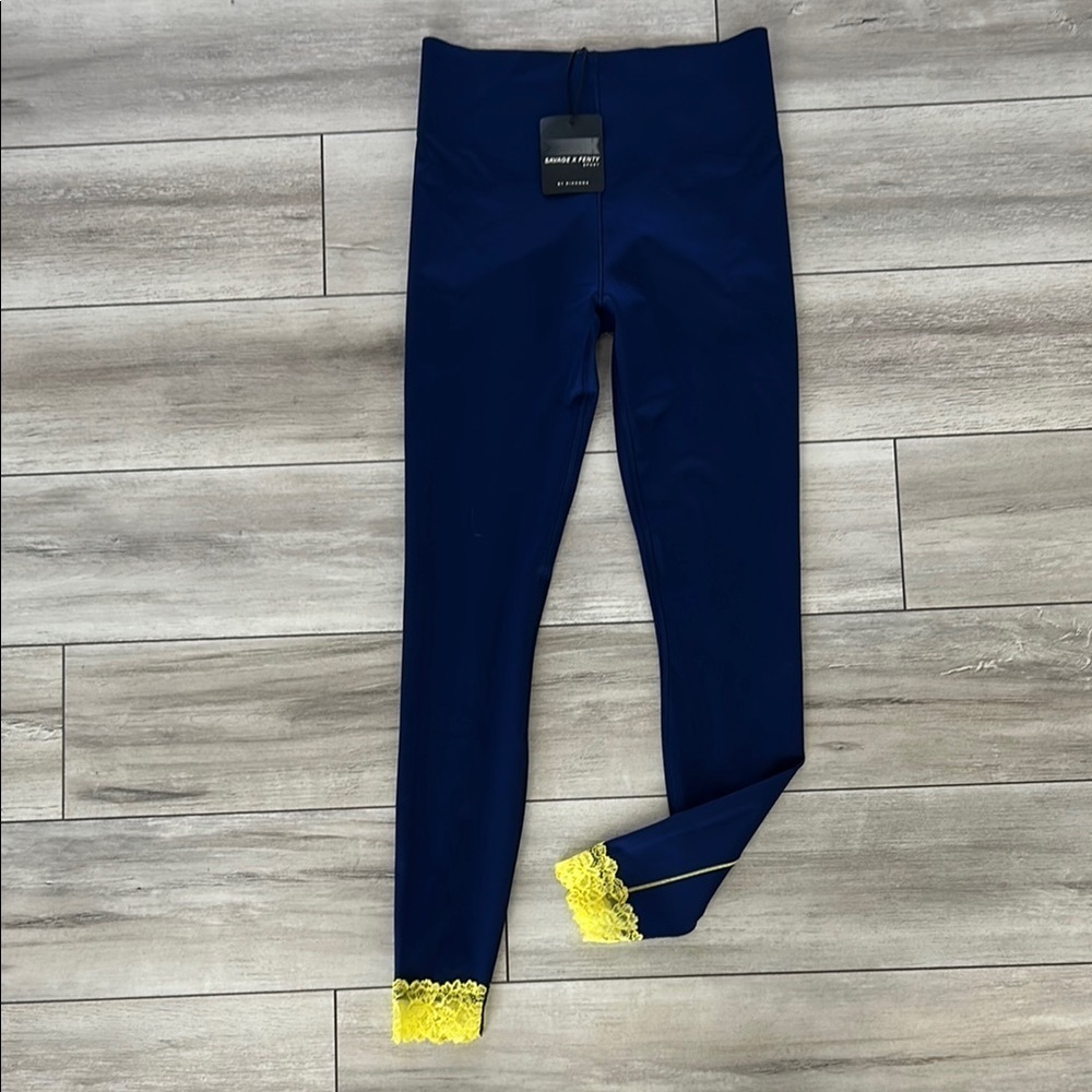 Savage X Fenty blue leggings size medium NWT - Picture 2 of 11